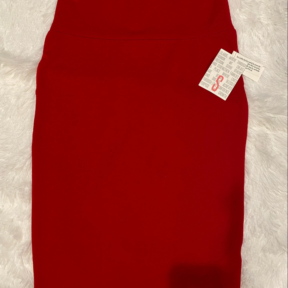 LulaRoe Red Cassie Skirt